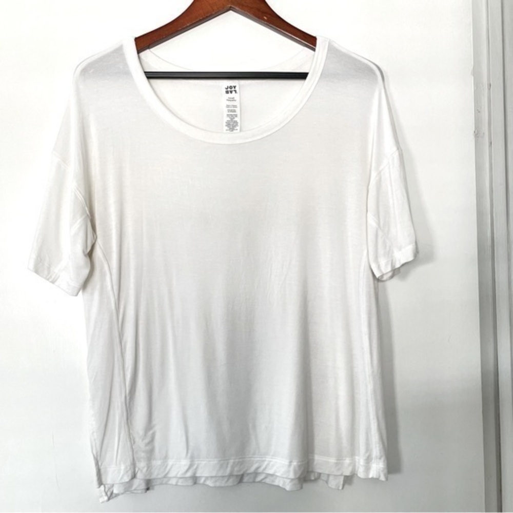 JoyLab white t-shirt short sleeved size small